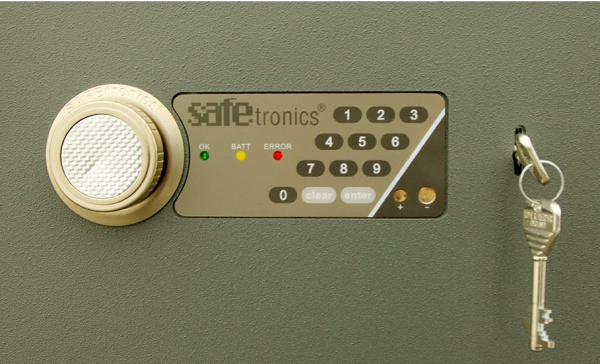 Взломостойкий сейф Safetronics NTR-39EM
